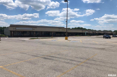 4024 BLACKHAWK, Rock Island, Illinois 61201, ,Commercial/cie,For Sale,BLACKHAWK,QC4212675