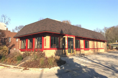 2460 STATE, Bettendorf, Iowa 52722, ,Commercial/cie,For Sale,STATE,QC4217406