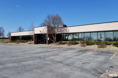 3390 UTICA RIDGE, Bettendorf, Iowa 52722, ,Commercial/cie,For Sale,UTICA RIDGE,QC4222683