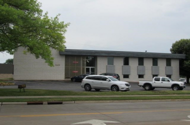 2415 18TH, Bettendorf, Iowa 52722, ,Commercial/cie,For Sale,18TH,QC4223299