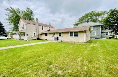 105-109 5TH, Aledo, Illinois 61231, ,Residential Income,For Sale,5TH,QC4224031