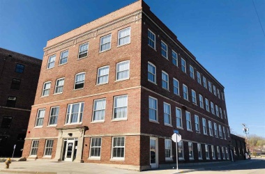 800 ISABEL BLOOM, Davenport, Iowa 52803, ,Commercial/cie,For Sale,ISABEL BLOOM,QC4224418