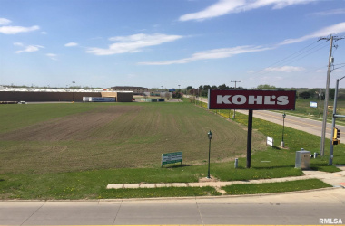 2439 VALLEY WAY, Clinton, Iowa 52732, ,Commercial/cie,For Sale,VALLEY WAY,QC7040371