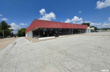 4405 AVENUE OF THE CITIES, Moline, Illinois 61265, ,Commercial/cie,For Sale,AVENUE OF THE CITIES,QC4225478