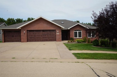 109 SUNRISE, Bellevue, Iowa 52031, 3 Bedrooms Bedrooms, ,2 BathroomsBathrooms,Single Family,For Sale,SUNRISE,QC4225557