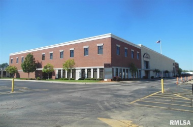 3800 AVENUE OF THE CITIES, Moline, Illinois 61265, ,Commercial/cie,For Sale,AVENUE OF THE CITIES,QC4225896