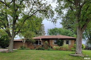 727 Mill Creek, Clinton, Iowa 52732, 3 Bedrooms Bedrooms, ,2 BathroomsBathrooms,Single Family,For Sale,Mill Creek,QC4226271