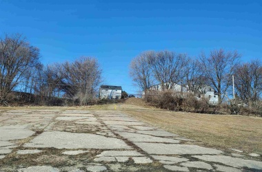 2442 CAMANCHE, Clinton, Iowa 52732, ,Lots,For Sale,CAMANCHE,QC4209387