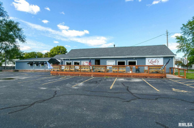 1213 10TH, Milan, Illinois 61264, ,Commercial/cie,For Sale,10TH,QC4227068