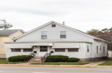 1328 38TH, Rock Island, Illinois 61201, 2 Bedrooms Bedrooms, ,1 BathroomBathrooms,Duplex,For Rent,38TH,QC4227196