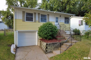 2330 58TH, Davenport, Iowa 52806, 3 Bedrooms Bedrooms, ,1 BathroomBathrooms,Single Family,For Sale,58TH,QC4227233