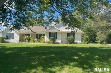 9330 126TH, Andalusia, Illinois 61232, 4 Bedrooms Bedrooms, ,2 BathroomsBathrooms,Single Family,For Sale,126TH,QC4227362