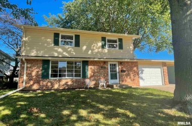 2329 AVALON, Bettendorf, Iowa 52722, 4 Bedrooms Bedrooms, ,1 BathroomBathrooms,Single Family,For Sale,AVALON,QC4227395