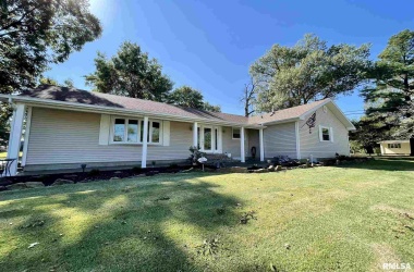 210 BENEDICT, Valier, Illinois 62891, 3 Bedrooms Bedrooms, ,2 BathroomsBathrooms,Single Family,For Sale,BENEDICT,QC4227474