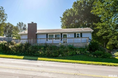 821 CENTRAL PARK, Davenport, Iowa 52804, 3 Bedrooms Bedrooms, ,1 BathroomBathrooms,Single Family,For Sale,CENTRAL PARK,QC4227486