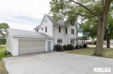 2100 IL ROUTE 84 N, Thomson, Illinois 61285, ,Residential Income,For Sale,IL ROUTE 84 N,QC4227614