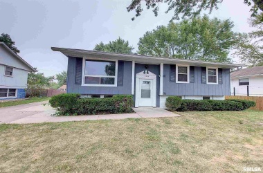 3344 COLUMBIA, Davenport, Iowa 52804, 3 Bedrooms Bedrooms, ,2 BathroomsBathrooms,Single Family,For Sale,COLUMBIA,QC4227281