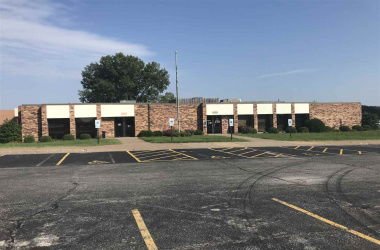 902 KIMBERLY, Davenport, Iowa 52806, ,Commercial/cie,For Sale,KIMBERLY,QC7042034