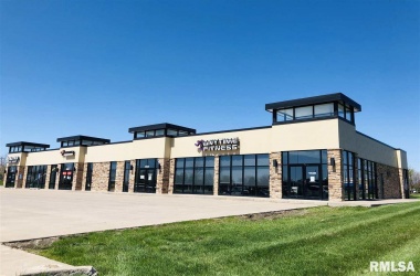 3260 RIDGE, Bettendorf, Iowa 52722, ,Commercial/cie,For Sale,RIDGE,QC7042210